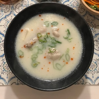 豆乳入り参鶏湯スープ